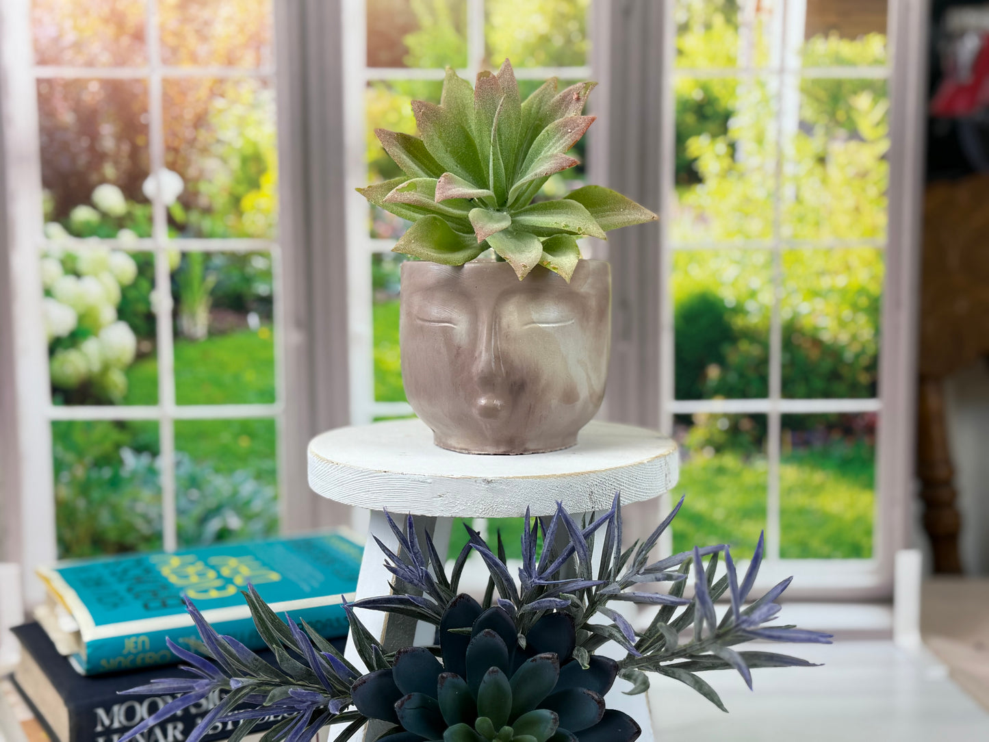 Hazy Face Planter Pot